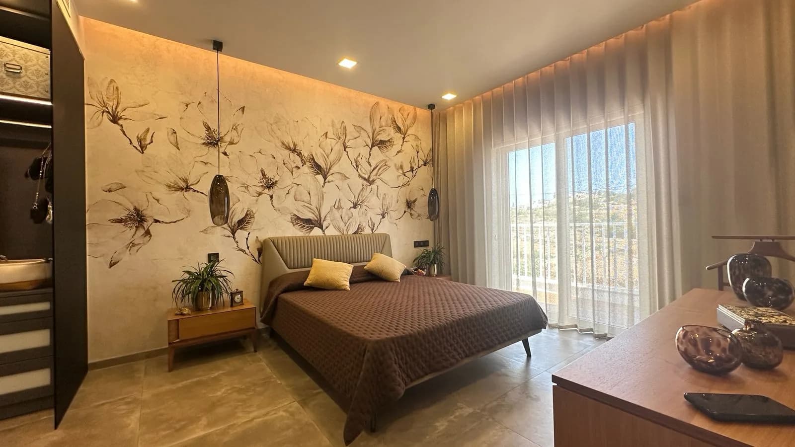 Modern 2 Bedroom Penthouse with Large Terrace in Iklin — photo 9