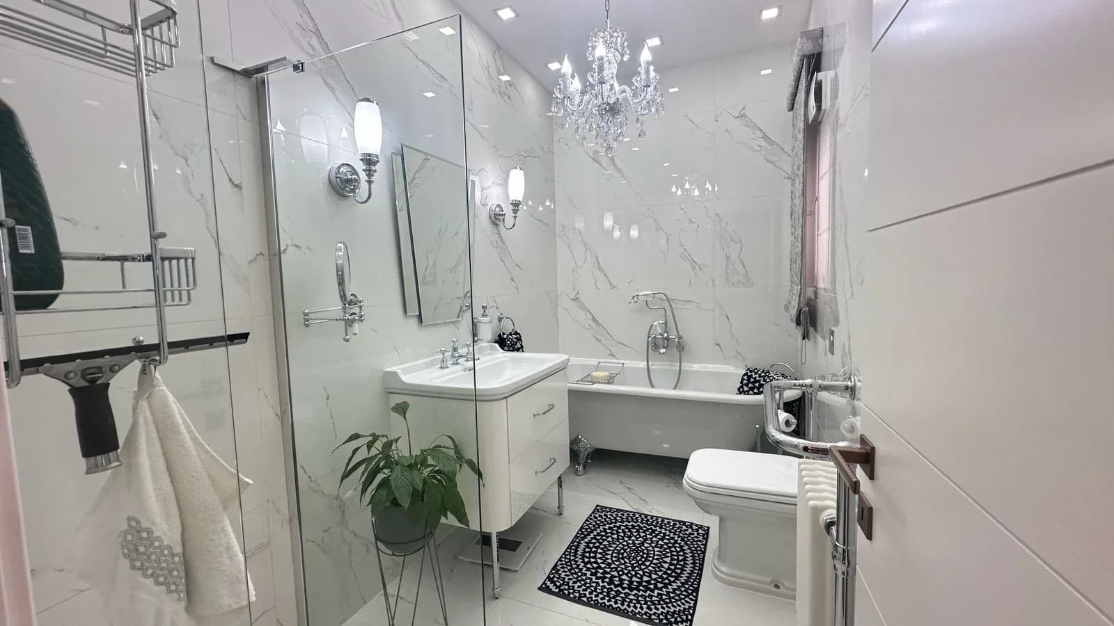 Modern 2 Bedroom Penthouse with Large Terrace in Iklin — photo 19