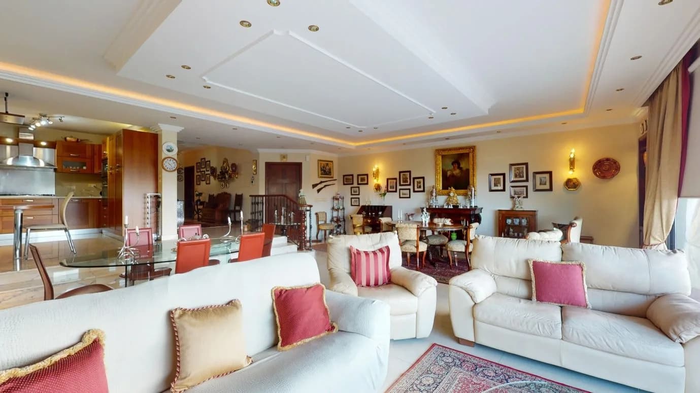 Luxury 2 Bedroom Seafront Apartment for Sale in Sliema — photo 3