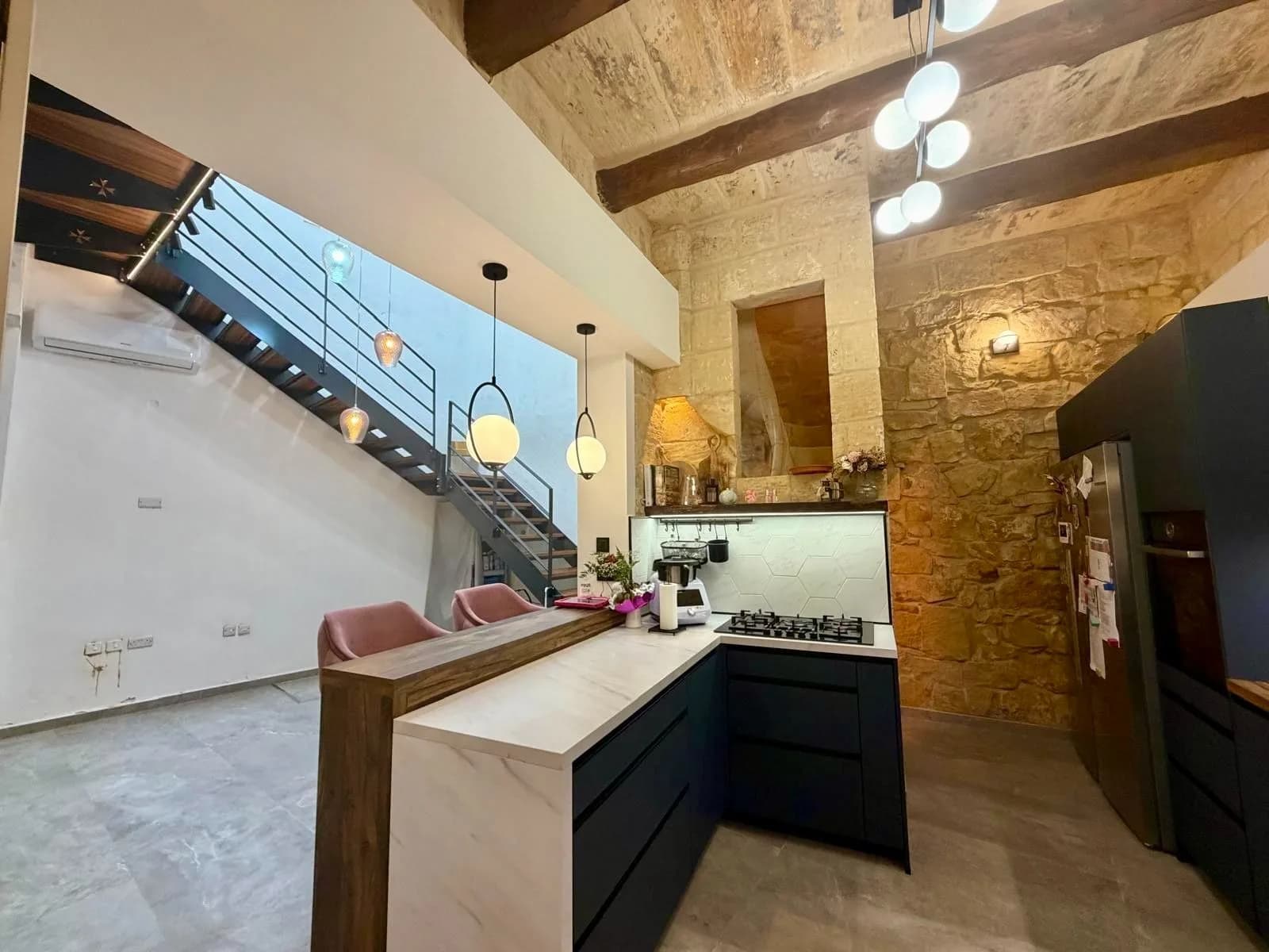 Beautifully Converted 3 Bedroom House of Character for Sale in Zabbar — foto 6