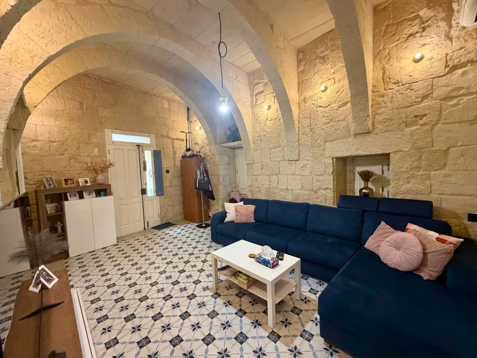 Beautifully Converted 3 Bedroom House of Character for Sale in Zabbar — foto 10