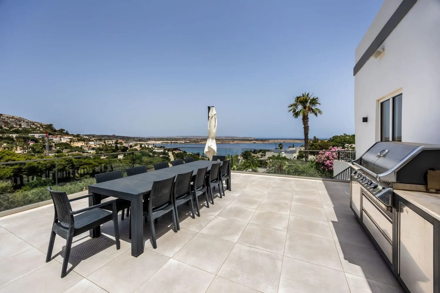 Luxury 6 Bedroom Fully-Detached Villa for Sale in Santa Maria Estate Mellieha — foto 9
