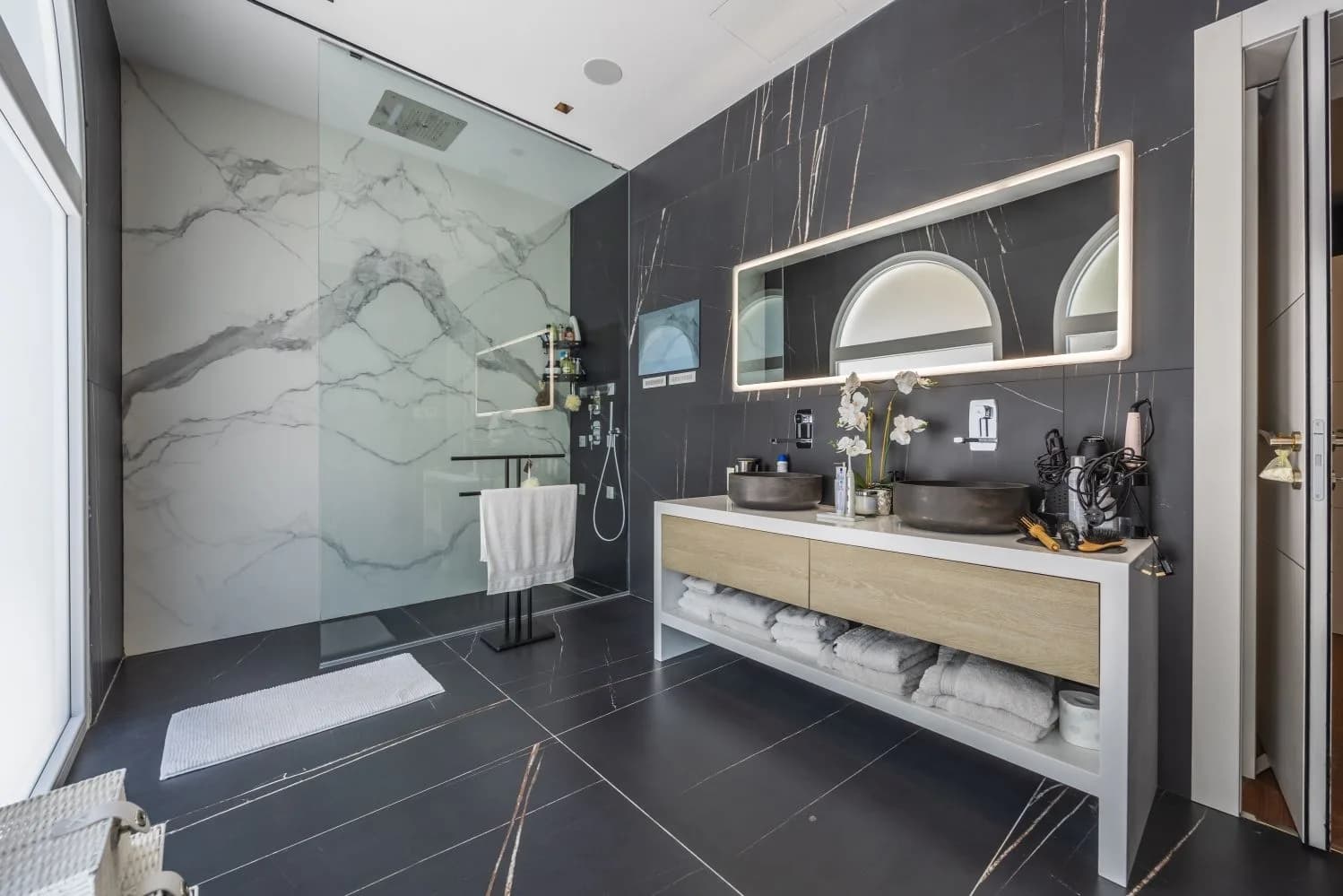 Luxury 6 Bedroom Fully-Detached Villa for Sale in Santa Maria Estate Mellieha — foto 10